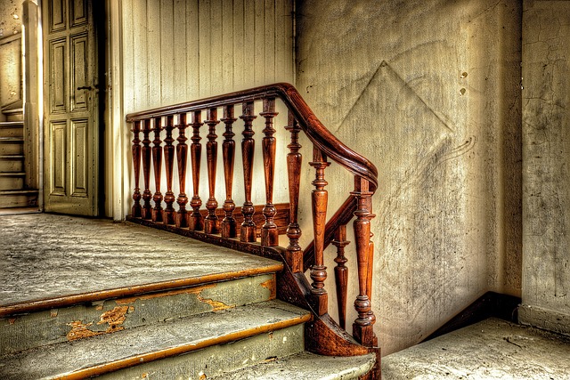 få tilbud på renovering af trappeopgang her